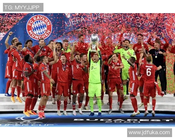 拜仁14连胜！逾越米兰登顶前史最佳局面！ 接下来踢药厂和大巴黎！